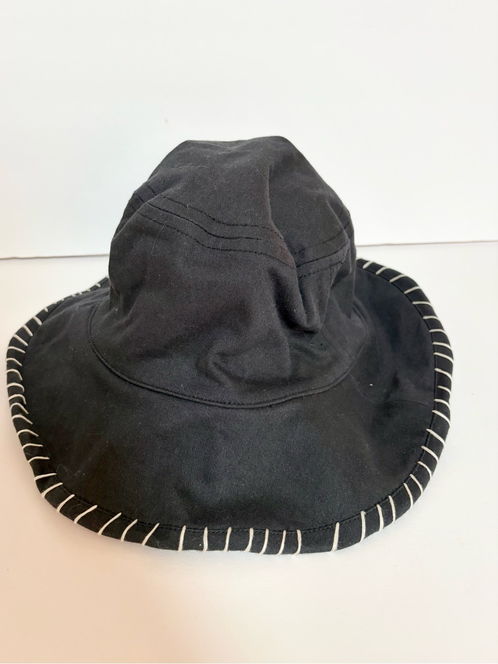 NWOT Free People Rahi Flip Side Bucket Hat